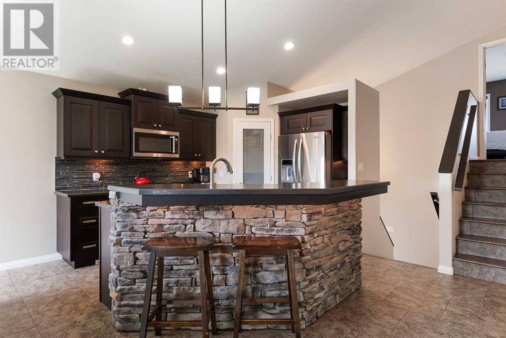 Lloydminster, AB T9V3M2,7215 39A Street