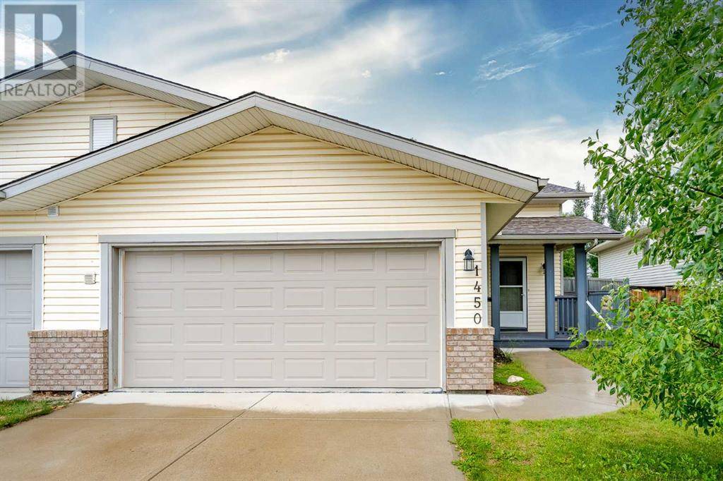 Crossfield, AB T0M0S0,1450 Smith Avenue