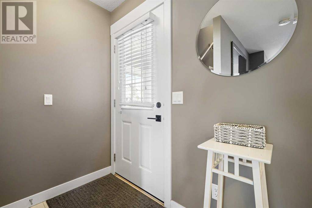 Calgary, AB T3H1R7,95 West Coach Manor SW