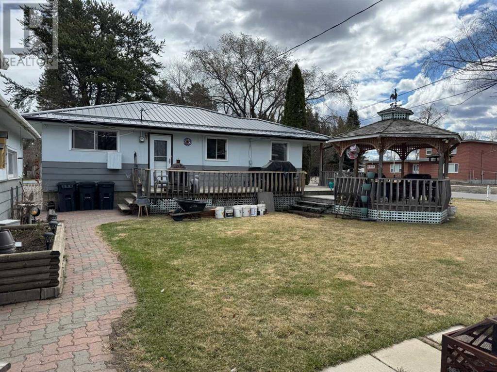 Slave Lake, AB T0G2A2,304 4 Street NE