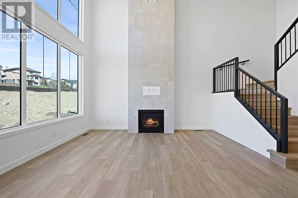 Calgary, AB T3H6J6,229 Spring Creek Circle SW
