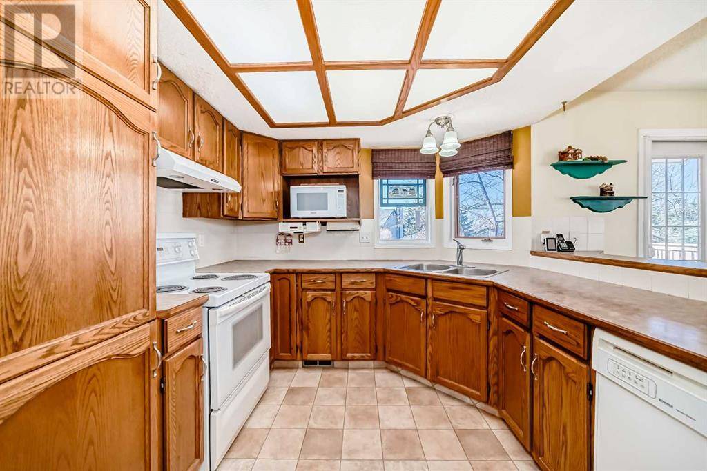 Okotoks, AB T0L1T0,105 Welch Place