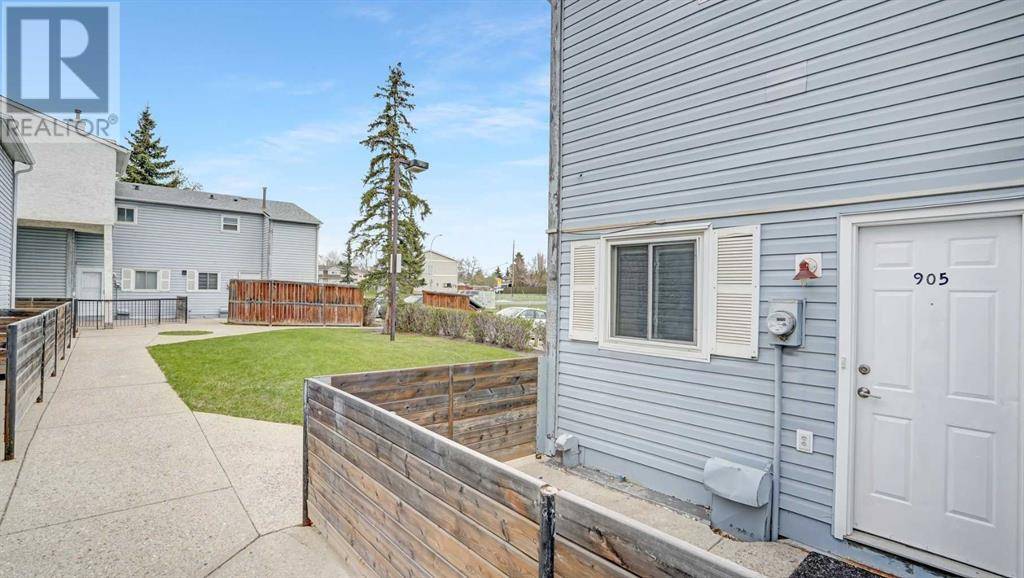 Calgary, AB T3J1N5,905, 380 Falconridge Crescent NE