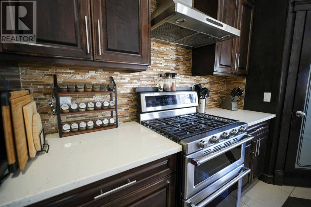 Fort Mcmurray, AB T9K0R5,463 Killdeer Way
