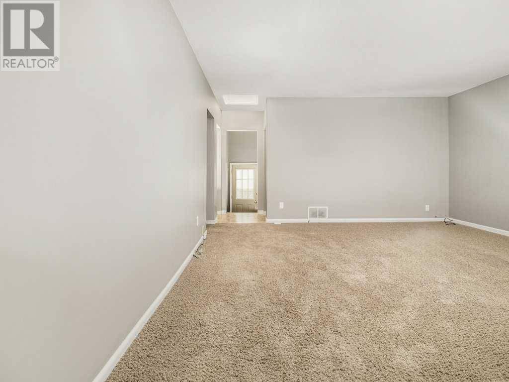 Lethbridge, AB T1K0B8,1905 10 Avenue S