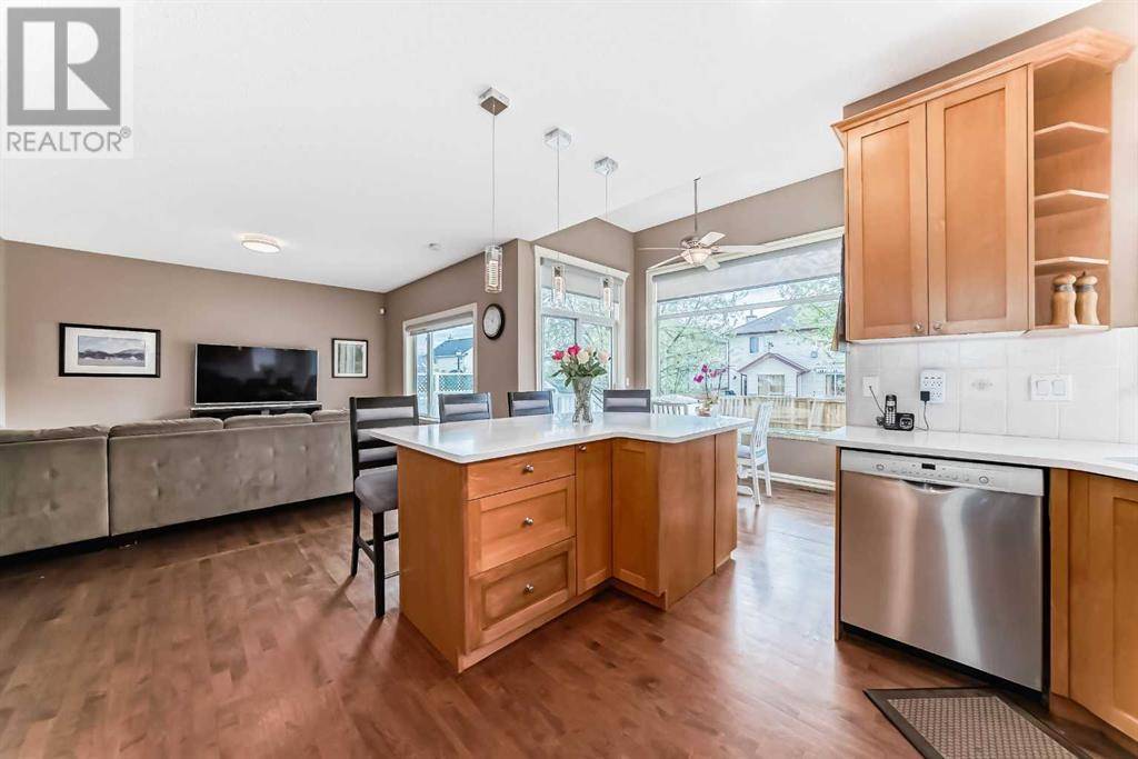Chestermere, AB T1X1G9,95 West Lakeview Passage