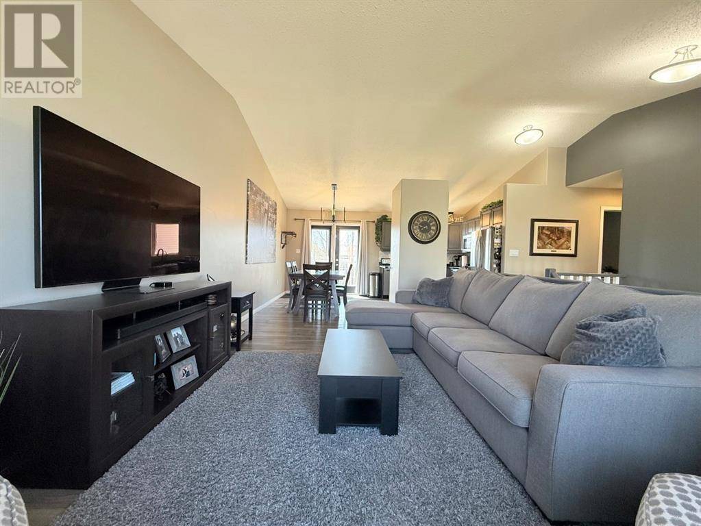 Wainwright, AB T9W1W3,2505 11 Avenue