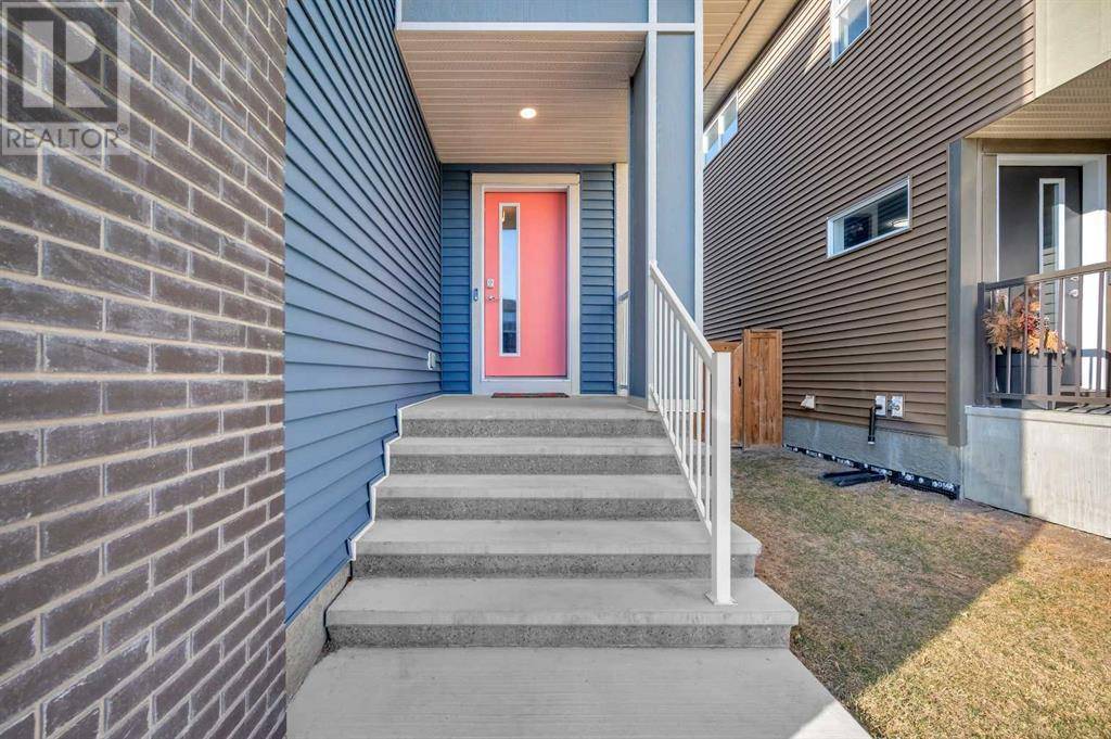 Airdrie, AB T4B4V8,908 Midtown Avenue SW