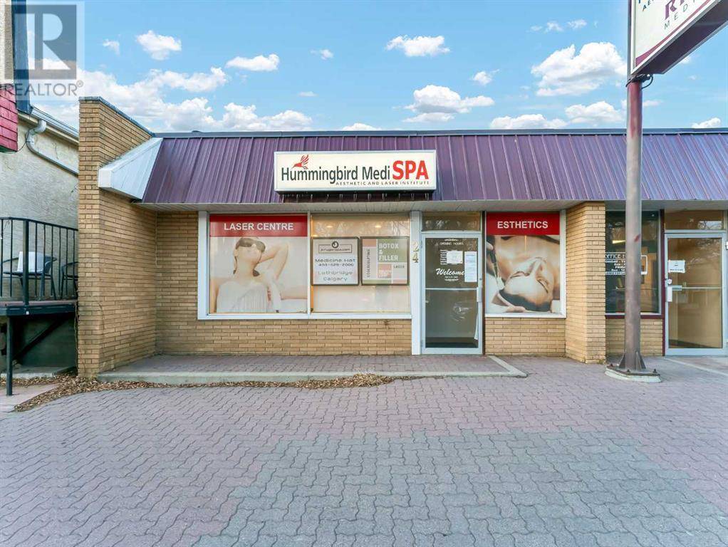 Medicine Hat, AB T1A5L8,24 3 Street NE