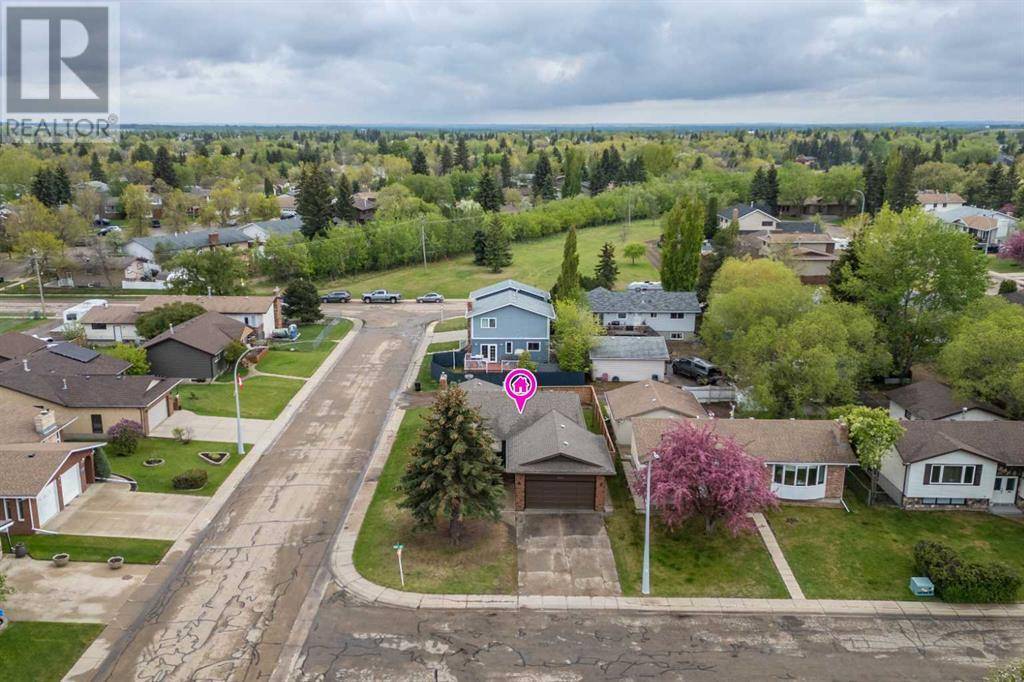 Camrose, AB T4V3N3,6301 43A Avenue Close