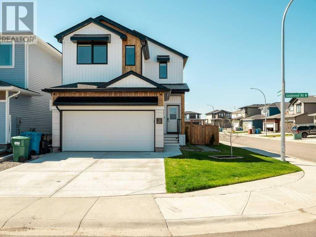 Lethbridge, AB T1J5W8,102 Goldenrod Road W