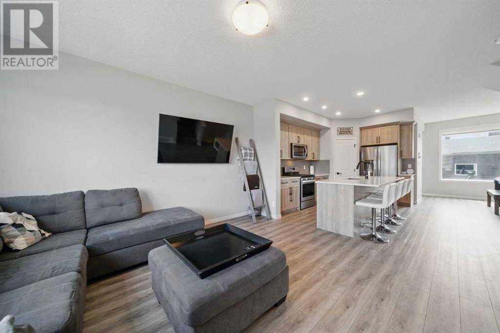 Okotoks, AB T1S5T5,367 D'arcy Ranch Drive
