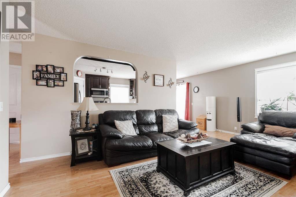 Fort Mcmurray, AB T9H4T3,234 Bird Crescent