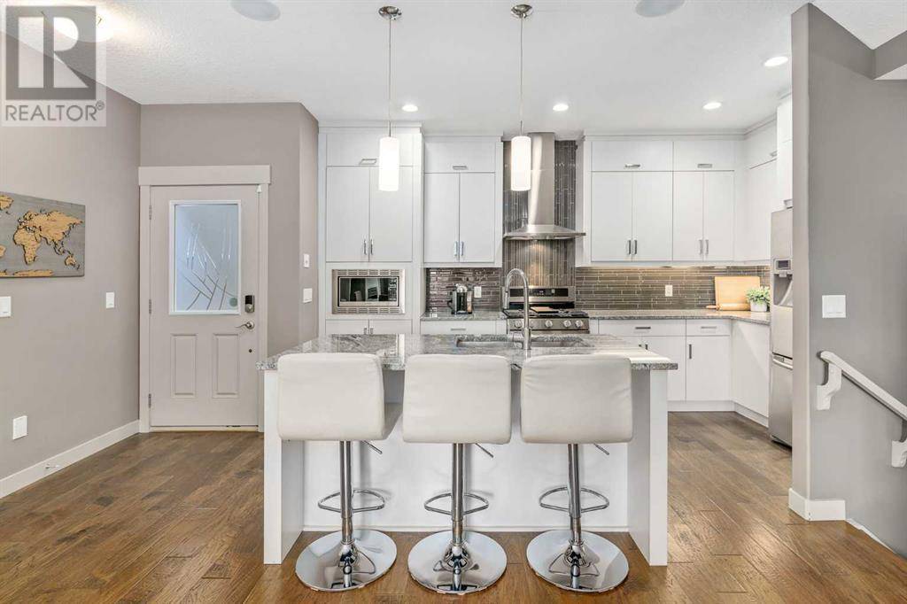 Calgary, AB T3B0P5,2, 4726 17 Avenue NW