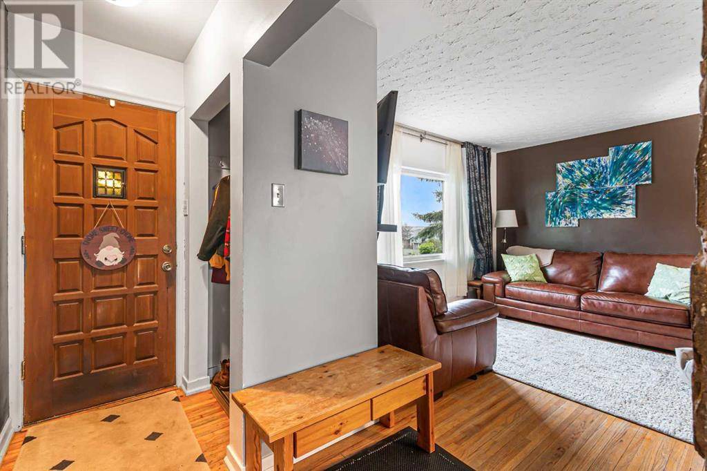 Didsbury, AB T0M0W0,1423 23 Avenue