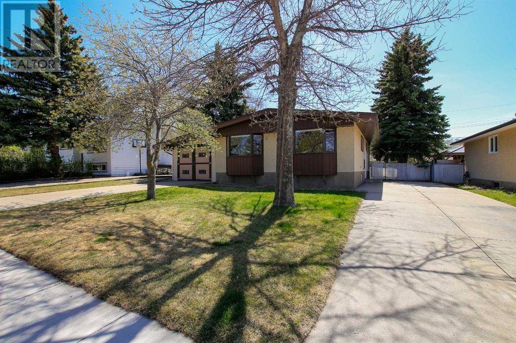 Olds, AB T4H1B5,5229 43 Street