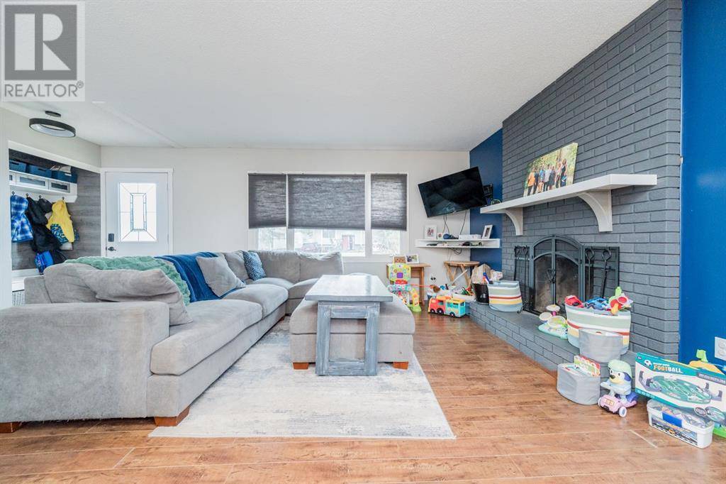 Grande Prairie, AB T8V3Z1,9819 Prairie Road