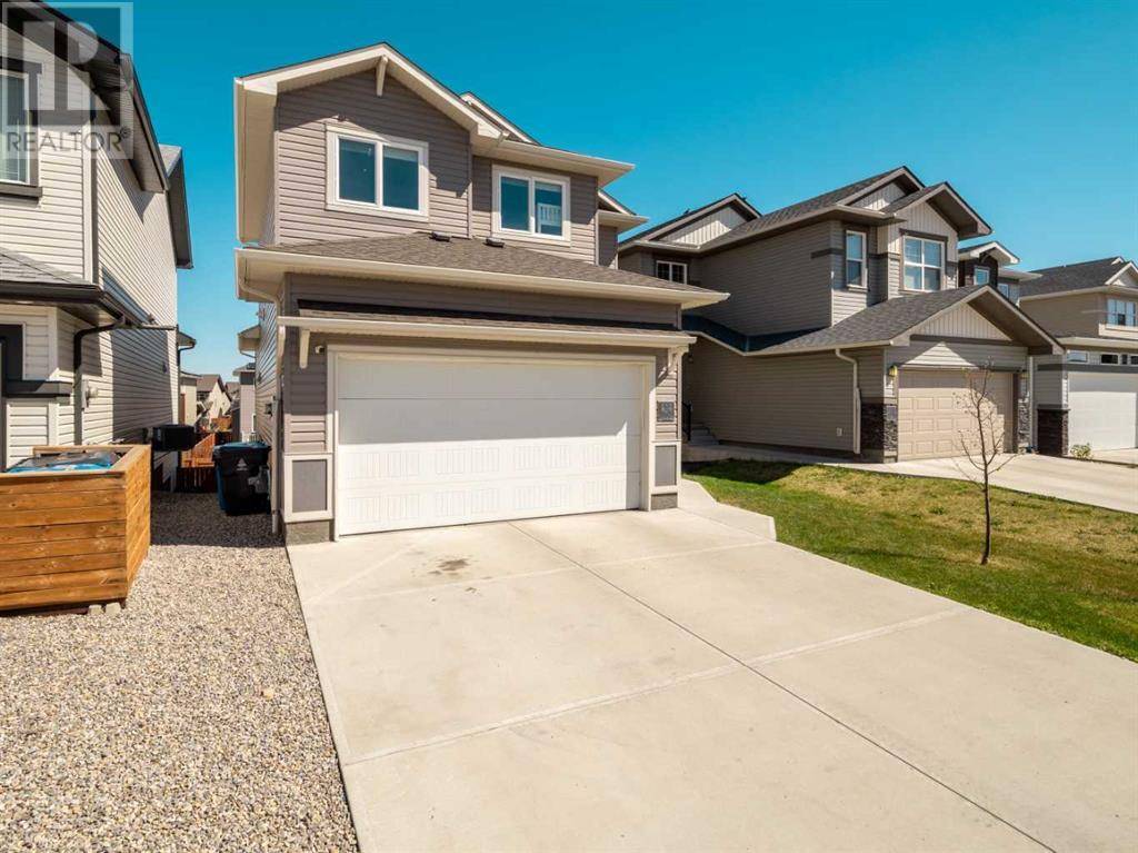 Lethbridge, AB T1J5M1,563 Moonlight Lane W