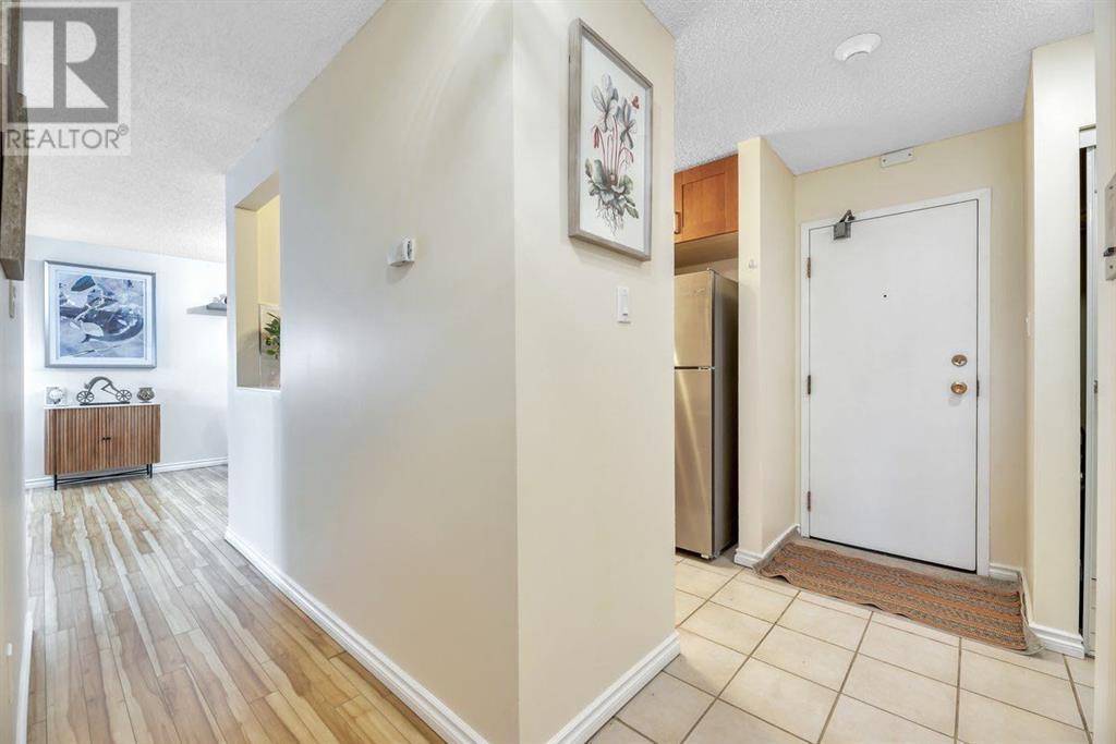 Calgary, AB T3C3T9,113, 550 Westwood Drive SW