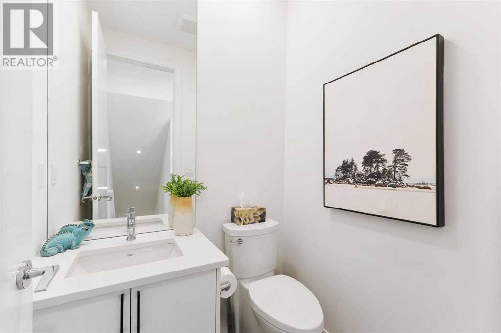 Calgary, AB T3B6J3,304 Greenbriar Common NW