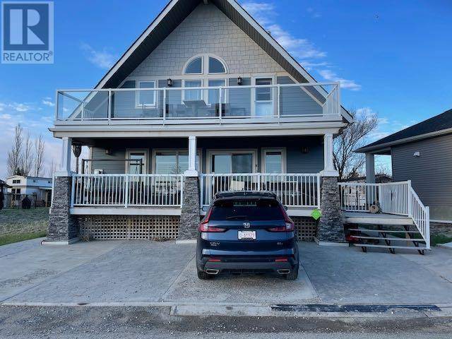 Rural Vulcan County, AB T0L2B0,55 White Pelican Way