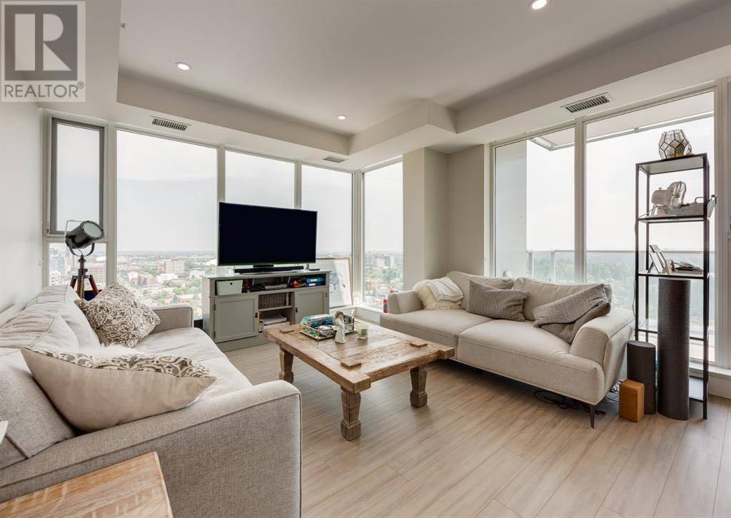 Calgary, AB T2R1C2,2406, 930 16 Avenue SW