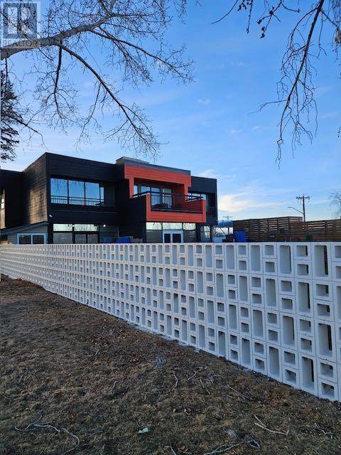 Calgary, AB T2G2B1,340 50 Avenue SE