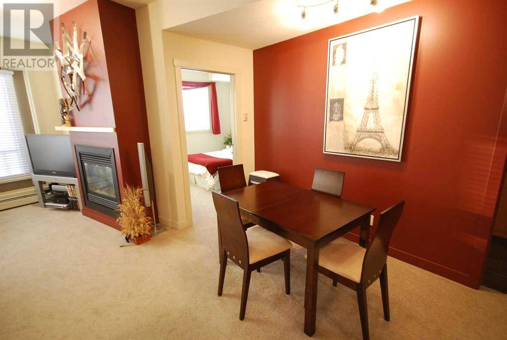 Calgary, AB T3H5V5,212, 69 Springborough Court SW