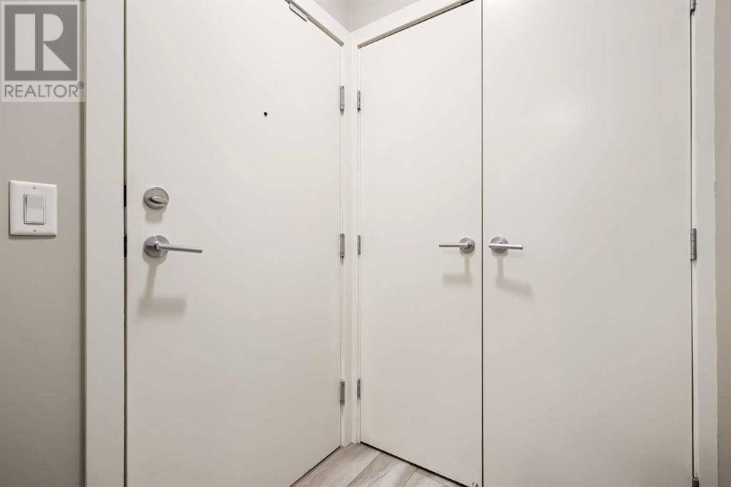 Calgary, AB T2T3E8,109, 1720 10 Street SW