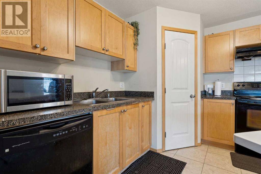 Calgary, AB T3K0K8,101, 40 Panatella Landing NW