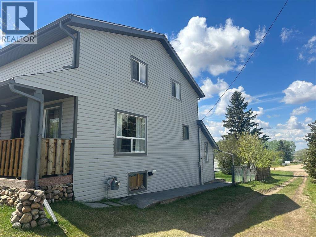 Wimborne, AB T0M2G0,109 First Avenue S