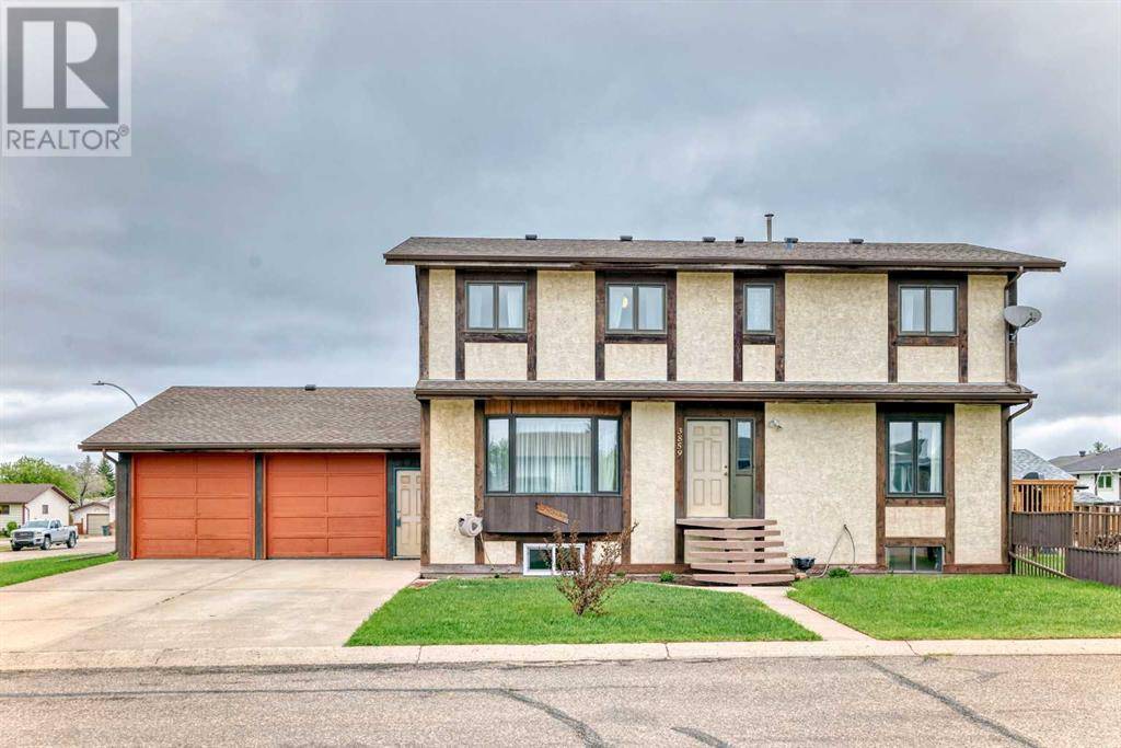 Ponoka, AB T4J1C7,3859 51 Ave Close