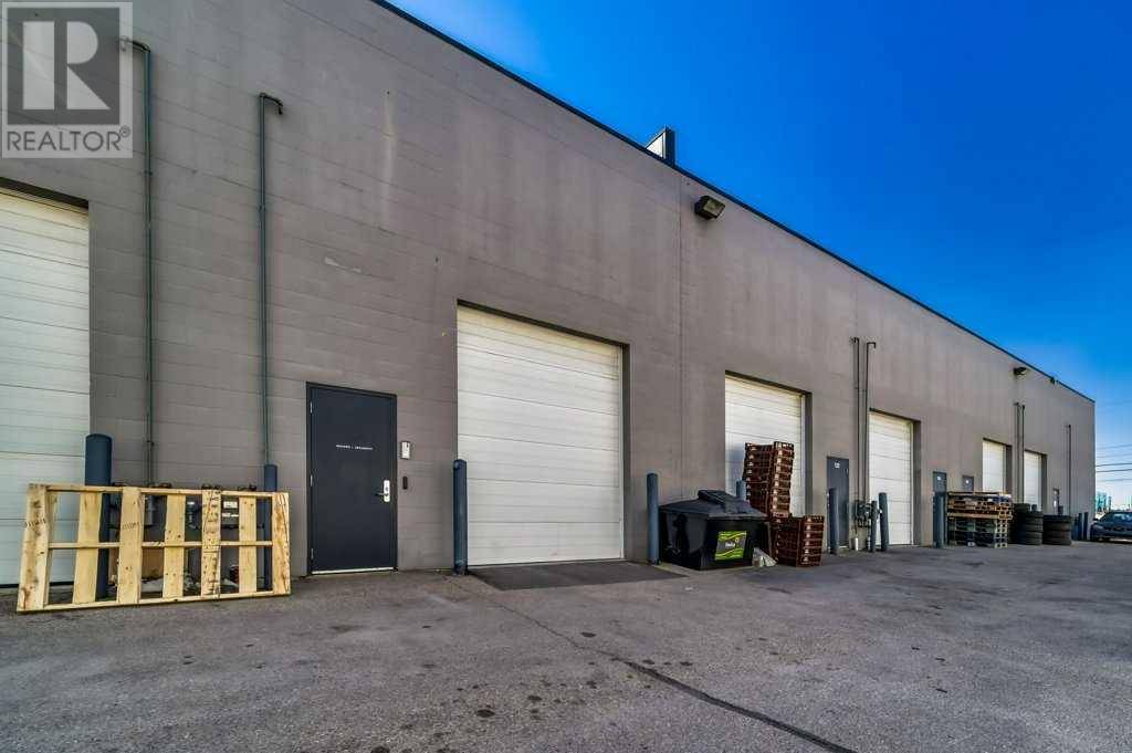 Calgary, AB T2A2L5,124, 2730 3 Avenue NE