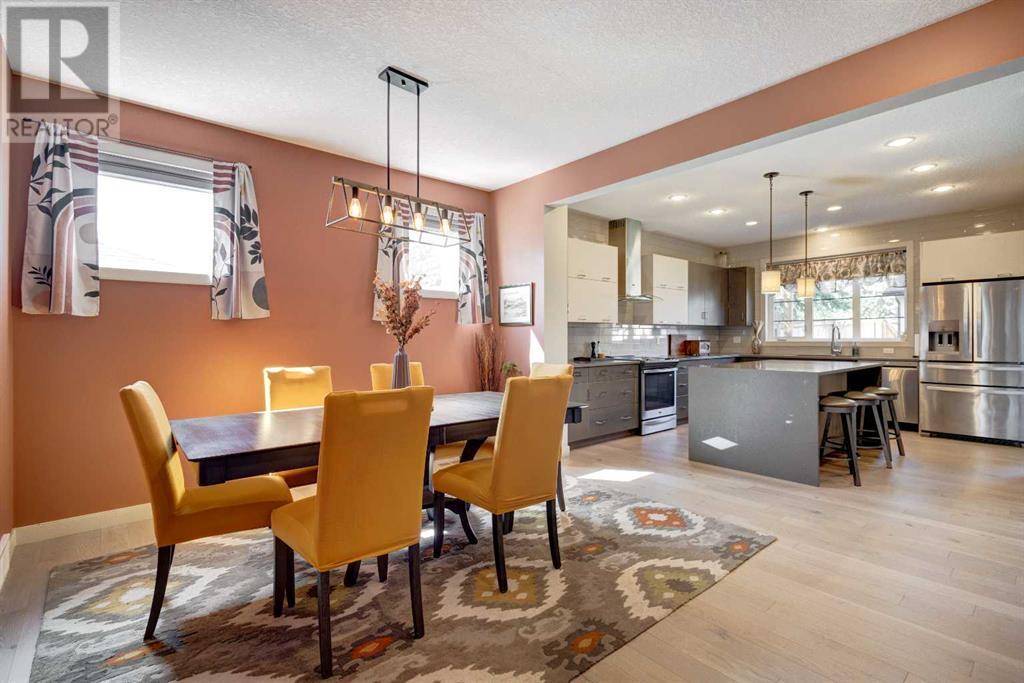 Calgary, AB T2M1V3,1632 23 Avenue NW