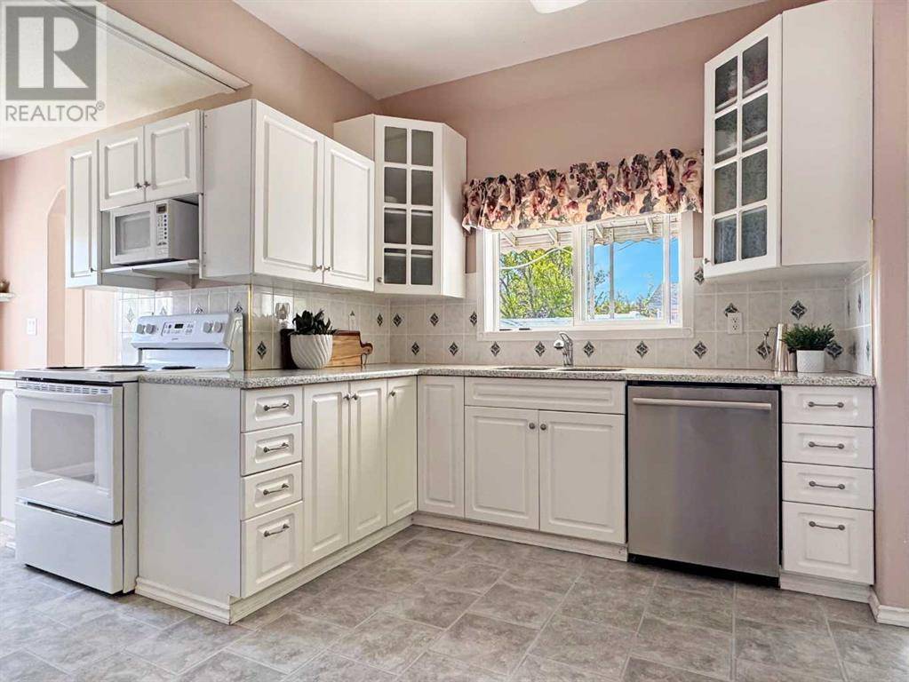 Donalda, AB T0B1H0,3103 Olson Street