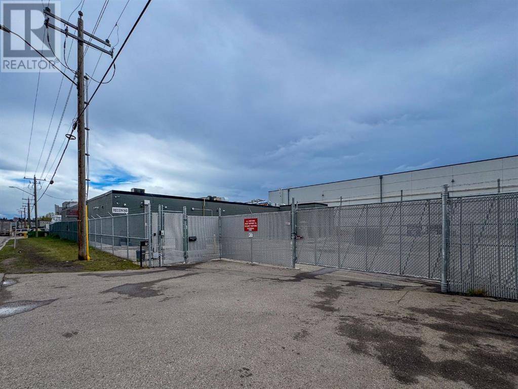 Calgary, AB T2G4A7,4013 Brandon Street SE