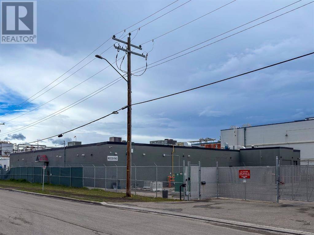 Calgary, AB T2G4A7,4013 Brandon Street SE