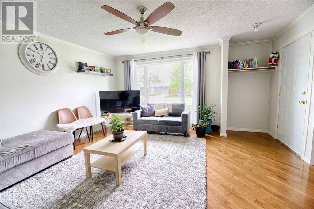 Taber, AB T1G1E4,4806 57 Avenue