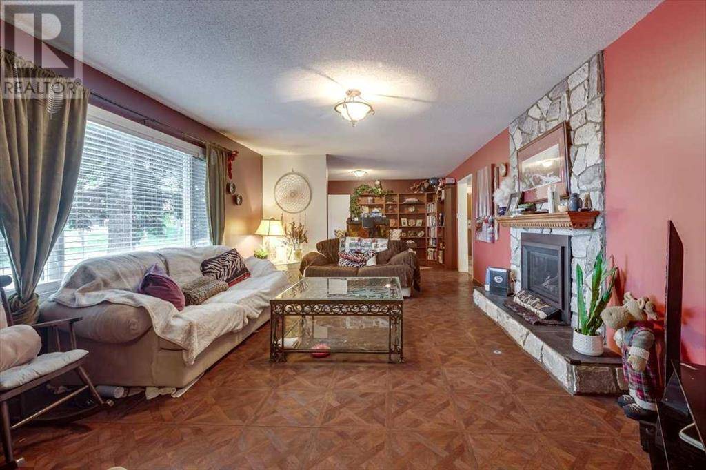 Carstairs, AB T0M0N0,1203 Gough Road