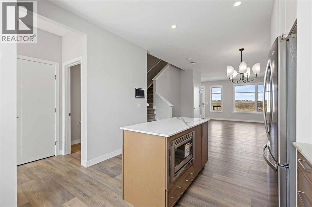 Calgary, AB T3S0R1,7071 Rangeview Avenue SE