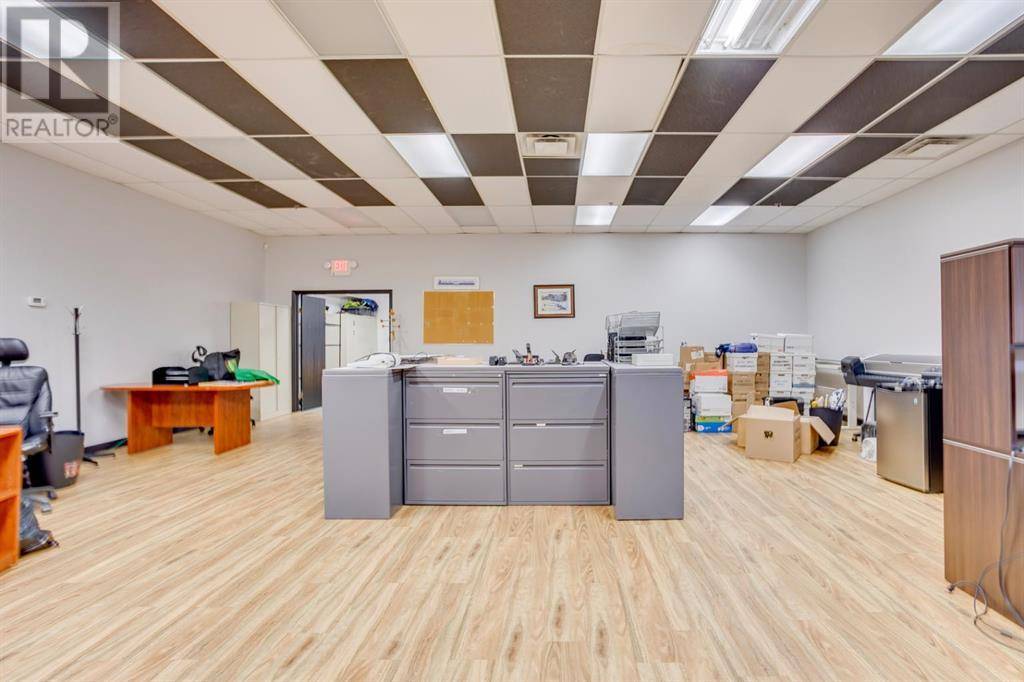 Fort Mcmurray, AB T9H5M9,28, 30 Reidel Street