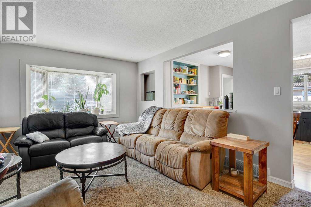 Grande Prairie, AB T8V3E7,11105 93A Street