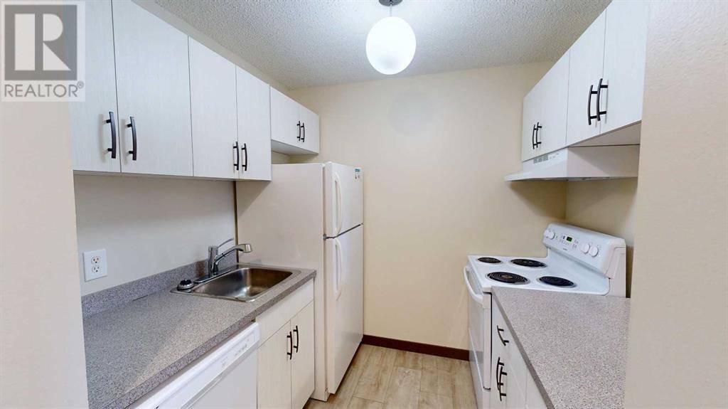Lethbridge, AB T1K5R8,210, 405 Columbia Boulevard W