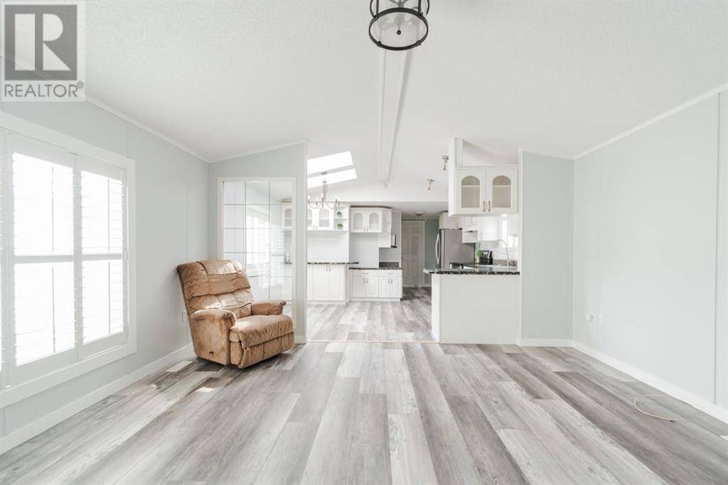 Fort Mcmurray, AB T9K2J2,172 Cokerill Crescent
