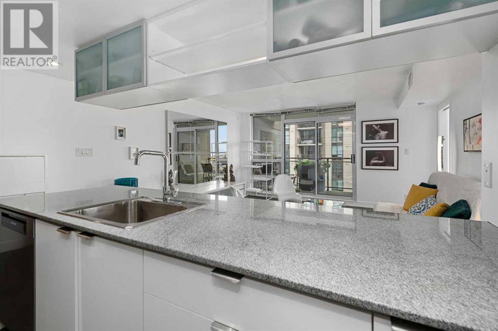 Calgary, AB T2R1S5,1402, 1110 11 Street SW