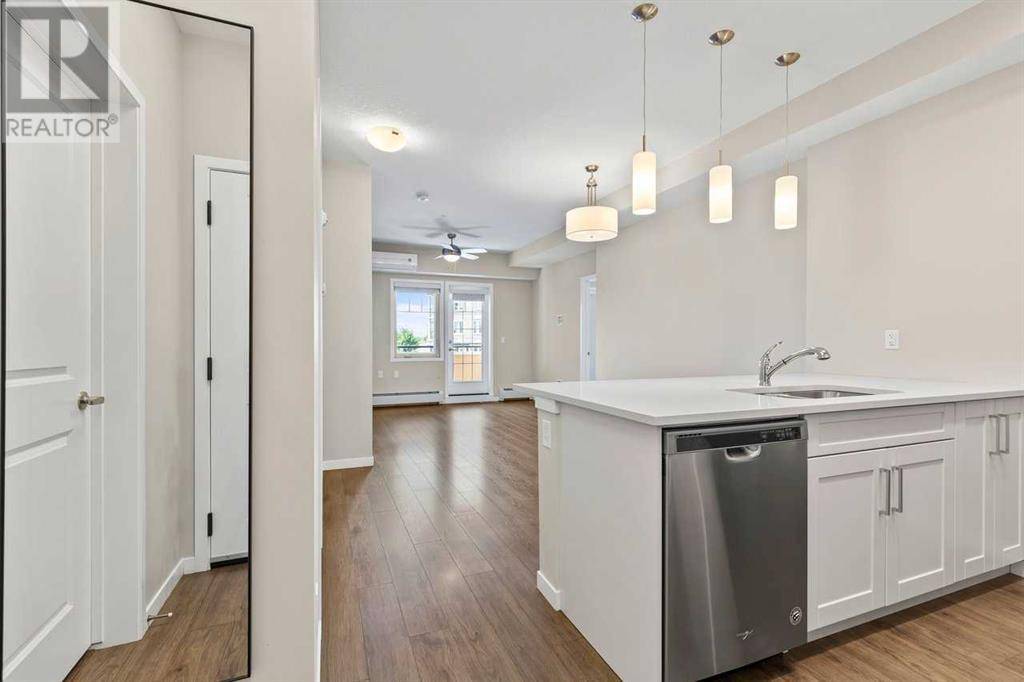 Calgary, AB T3M3H4,202, 30 Mahogany Mews SE