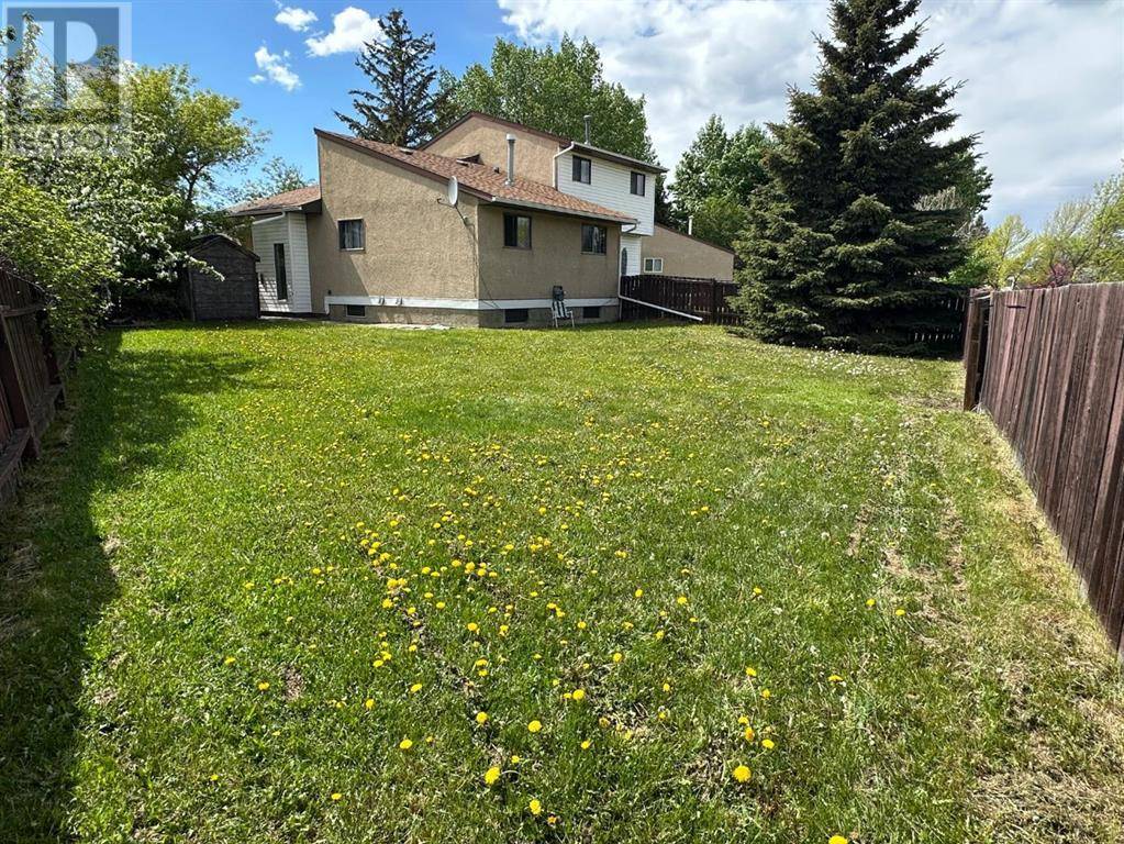 Grande Prairie, AB T8V5T6,7113 99A Street