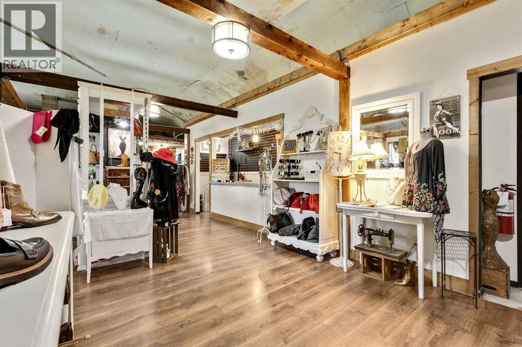 Cochrane, AB T4C1A9,312 1 Street W