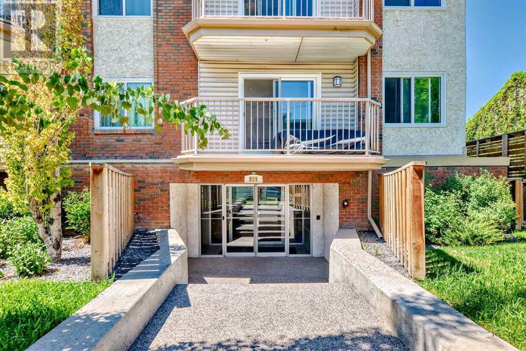 Calgary, AB T2E3S9,302, 809 4 Street NE