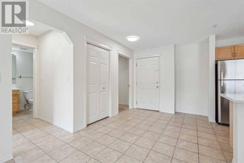 Calgary, AB T3K5Z1,2211, 70 Panamount Drive NW